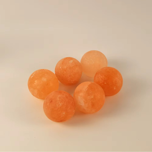 Bola sólida de sal del Himalaya, piedra de masaje Natural de 3x3x0,7 cm para terapia corporal y de Spa, desintoxicación y exfoliación de la piel, piedra pura del Himalaya - Product Image 4