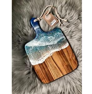 Tabla de cortar de resina de madera de primera calidad con incrustaciones de ágata únicas artesanías de magnesia hechas a mano - Product Image 1