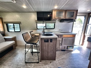 PROVEEDOR DE REMOLQUES DE CAMPING USADOS Foorest River NO BOUNDARIES 19.6 del 2022 en Venta - Product Image 5
