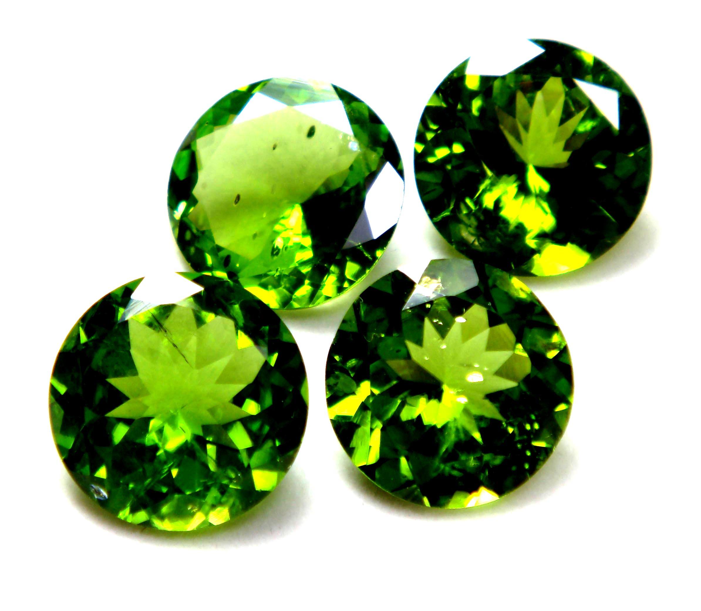 สีเขียว