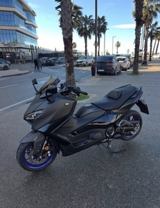 Commande de vente 2025 Yamaha TMAX 560 Scooter 1000-1500cc Cylindrée 41-50km/h Vitesse Max Personnalisable - Product Image 1
