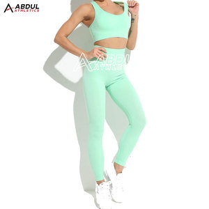 Conjunto de yoga para un estilo de vida activo y entrenamiento físico con material suave y ajuste cómodo para gimnasio y ejercicios al aire libre - Product Image 4
