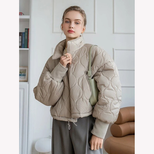 Recién llegados, chaqueta acolchada de burbujas de invierno a la moda para mujer, mangas esponjosas de longitud corta con cremallera, estampado transpirable de nailon - Product Image 6