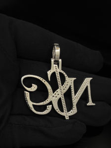 Pendentif en alliage hip-hop avec diamants glacés, logo personnalisé, chrétien - Product Image 5