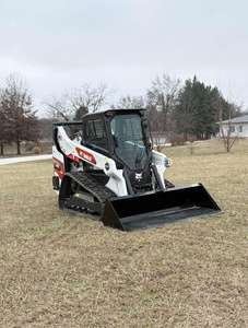 ซื้อรถตักล้อยาง BOBCATT รุ่น MT100 มือสอง พร้อมปั๊ม Bobcat จัดส่งรวดเร็ว ราคาถูก - Product Image 3