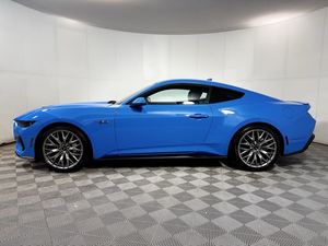 <span class=keywords><strong>Ford</strong></span> <span class=keywords><strong>Mustang</strong></span> <span class=keywords><strong>GT</strong></span> bleu éclatant 2025 d'occasion, sièges en cuir, toit ouvrant, SUV, camionnette, au meilleur prix, voiture de qualité, luxe - Product Image 2