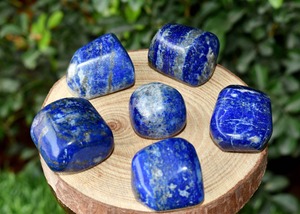 Lapis Lazuli de haute qualité pierres dégringolées cristaux polis en vrac pour la guérison en gros - Product Image 5