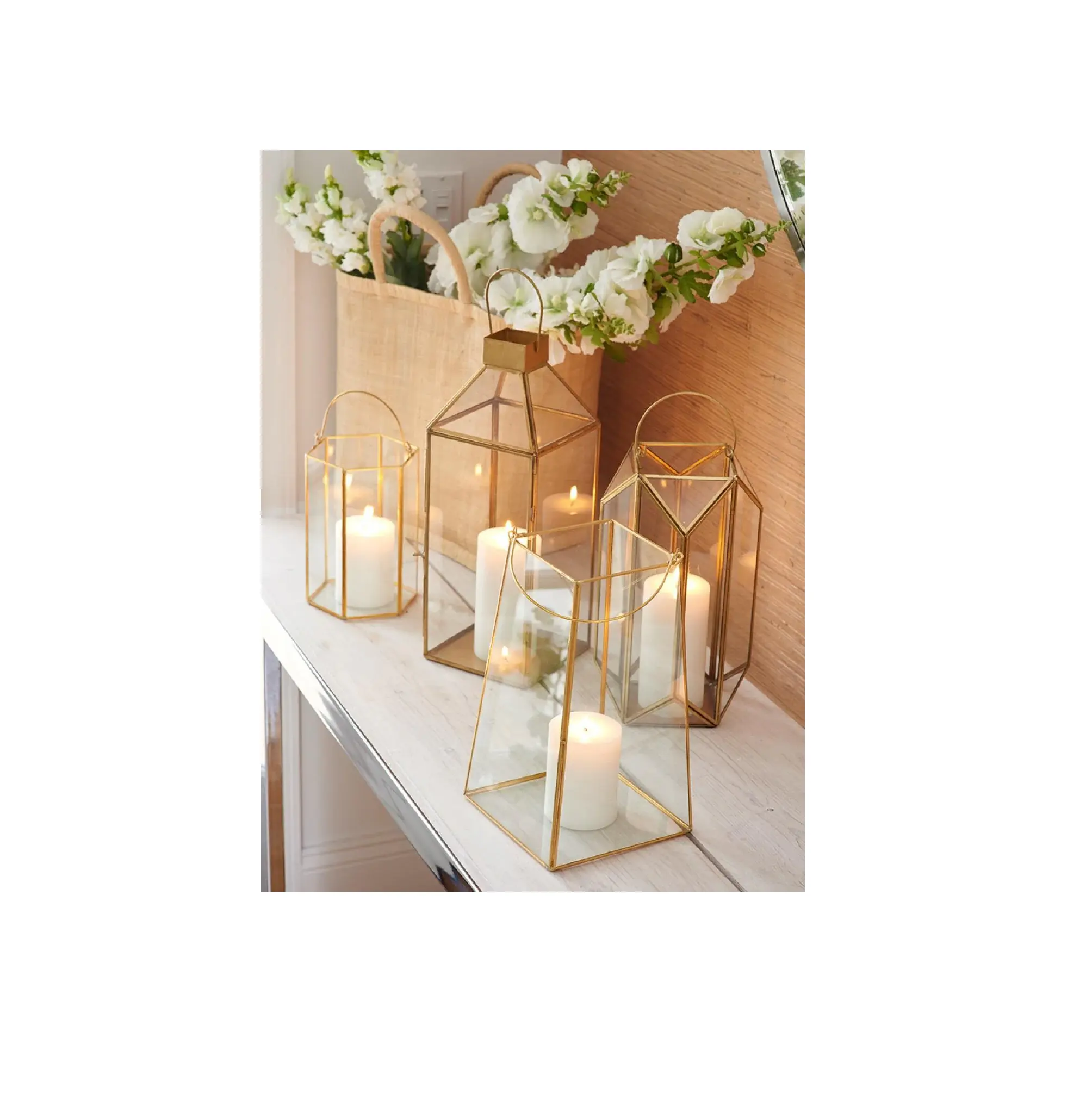 Design haut de gamme décoration d'intérieur grandes lanternes en verre de fer lanterne candélabre de mariage en métal noir pour intérieur et extérieur