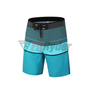 Short d'entraînement de basket-ball en polyester uni décontracté pour hommes, avec logo personnalisé OEM, tarif de gros avec poche imprimée par sublimation de haute qualité - Product Image 3