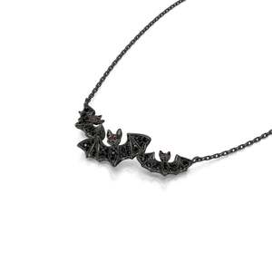 Collier pendentif chauve-souris Familiars des sorcières en argent sterling Jeulia - Product Image 3