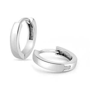 Boucles d'oreilles créoles géométriques plaquées or avec diamants taille princesse et perles, idéales pour un cadeau de mariage et une soirée - Product Image 3