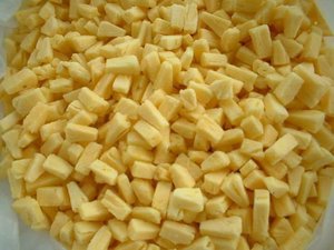 MEJOR VENDEDOR Trozos de piña congelada disponibles IQF Vietnam 2025 Fruta de alta calidad a granel Precio barato Suministro de exportación - Product Image 6