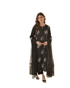 Dernier costume indien brodé Anarkali pour femme Georgette éthérée pierre florale travail long genou décontracté fête motif spécial dentelle - Product Image 1