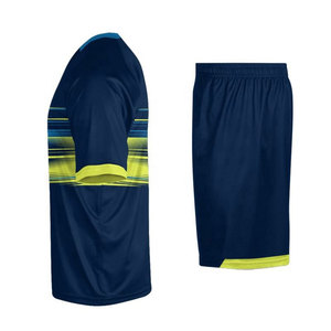 Ropa deportiva profesional uniforme de fútbol para adultos 2025 nuevo estilo Color sólido tamaño personalizado uniforme de fútbol para hombres - Product Image 3