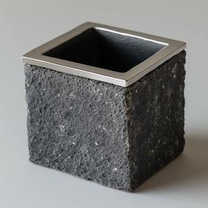 Elegante Juego de Accesorios de Baño para Encimera, Diseñado para Interiores Modernos, Acabado Liso, Construcción Resistente, Metal Duradero - Product Image 1