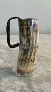 Taza de cuerno natural de calidad estándar, último diseño para beber cerveza y vino con soporte de descanso, taza de bebida personalizada multiusos - Product Image 3