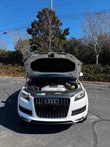 Audi Q7 TDI Prestige 2012 d'occasion, très bien équipée, non modifiée, Turbodiesel V6, transmission intégrale, sans réserve - Product Image 6