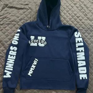 Sweat à capuche pour homme avec logo personnalisé brodé sur le devant, 100% coton, coupe classique, avec poche, respirant et à séchage rapide, vêtement d'hiver - Product Image 2