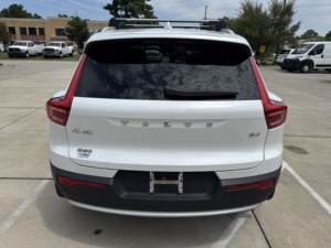 Seminuevo Clean 2023 Vol-vo Tema más brillante - Product Image 6