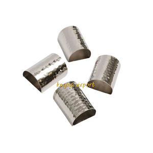 Anneau de serviette en forme de cœur nouvel arrivage anneau de serviette en métal peint rouge pour vaisselle au prix de gros pour une commande en gros personnalisée - Product Image 4