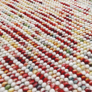 Tapis en laine tissé à la main Rouge Kilim épais Tapis tressé |   Tapis d'intérieur en laine texturée beige et marron naturel |   Décoration d'intérieur bohème - Product Image 1