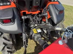 รถแทรกเตอร์ขนาดเล็กใหม่เอี่ยม ยี่ห้อ Tafe รุ่น 6028M ขับเคลื่อน 4 ล้อ 28 แรงม้า ให้ผลผลิตสูง - Product Image 6