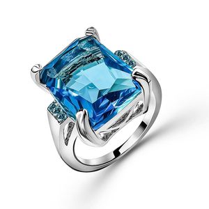 Anillo de compromiso de mujer de joyería fina hecho a mano con Topacio azul natural Piedra preciosa India Diamante Plata de ley Ocasiones de boda - Product Image 1