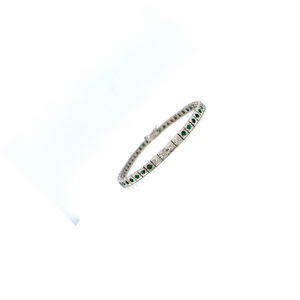 Pulsera de Tenis de Plata de Ley 925 con Diamantes y Esmeraldas para Regalo y Uso en Fiestas para Mujeres - Product Image 2