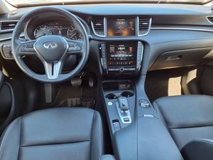 2024, Q X 5 0 Luxe AWD de bajo kilometraje y precio asequible en stock listo para su envío - Product Image 5