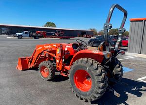 เครื่องตัดหญ้าอุตสาหกรรม Kubota Z238 ขนาด 196 ซีซี 4 จังหวะ เครื่องยนต์เบนซิน ใบมีดแบบโรตารี่ โครงเหล็ก ถังเก็บหญ้าด้านหลัง ความจุ 200 ลิตร - Product Image 3