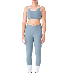 Ensemble de yoga pour femmes en couleur unie sur mesure OEM, vente en gros, ensemble soutien-gorge et legging sur mesure OEM, prix raisonnable, costumes de yoga sur mesure - Product Image 1