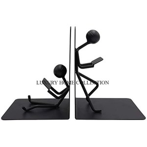 Serre-livres en métal en bois robuste avec des motifs géométriques uniques offrant à la fois une robustesse et une touche élégante aux intérieurs - Product Image 5