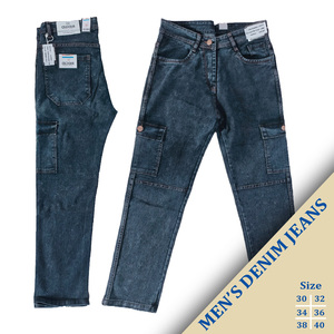 Pantalon cargo en denim tissé à chevrons bleu délavé vintage - Streetwear, jean ample à jambe droite avec poches latérales pour hommes - Product Image 1