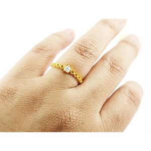 Bague de fiançailles délicate en or jaune massif 18 ct avec diamant véritable pour elle - Product Image 5