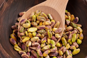 Pistachos Crudos Orgánicos Premium para Exportación al por Mayor, Empaque a Granel para Compradores Globales, Bocadillos Saludables y Nutritivos - Product Image 4