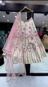 Lehenga choli เสื้อผ้าอินเดีย patta อินเดียงานประดับมุกปักเลื่อมสำหรับผู้หญิง - Product Image 4