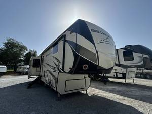 2025 2024 2026 Heartland B-i-g C-o-u-n-t-r-y 3155R-L-K Rvs Camper Motorhomes Travel Trailer - Product Image 6