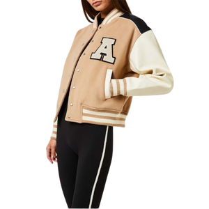 Chaqueta universitaria de lana con mangas de cuero clásica y cuello acanalado para mujer, chaqueta de invierno personalizada con parches de chenilla para mujer - Product Image 3