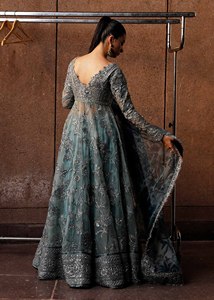 Lehenga Choli Anarkali pakistanais, robe longue de soirée richement ornée pour femmes, avec une touche nuptiale, finition brodée de luxe - Product Image 4