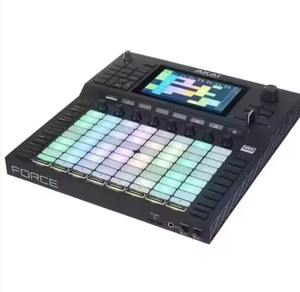 Système de DJ musical autonome professionnel - Product Image 2