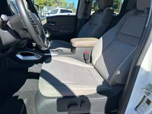 รถนิสสัน ฟรอนเทียร์ เอสวี ครูว์แค็บ แอลบี ขับเคลื่อน 4 ล้อ ปี 2022 มือสอง พวงมาลัยซ้าย/ขวา - Product Image 4