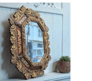 Espejo Veneciano Antiguo de Madera con Acabado Dorado - Product Image 4