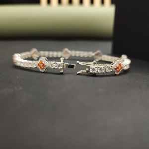 Pulsera de Plata de Ley 925 con Baño de Plata, con Diamante Cultivado en Laboratorio de Corte Elegante y Moderno, 10 Quilates, Certificado IGI, para Mujer - Product Image 2