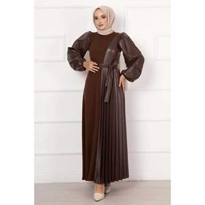 Robe plissée en cuir marron - Product Image 1