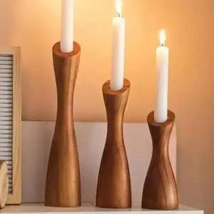 Porte-bougie en bois sculpté artisanal de qualité supérieure, long, pour une décoration intérieure de style rustique et antique, provenant d'Inde - Product Image 4