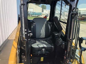 รถตักล้อยางดีเซล ASV RT40 Posi Track พร้อมเครื่องยนต์กำลังสูง 75 กิโลวัตต์ - รถตักขนาดกะทัดรัด - Product Image 2