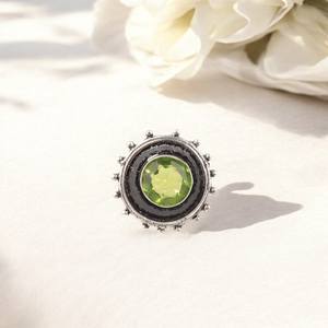 Bague en argent sterling oxydé avec pierre précieuse ovale sertie à griffes, fabrication artisanale, élégante, certifiée IGI pour femmes - Product Image 2