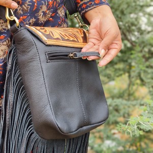 กระเป๋าเงินสะพายข้างสไตล์โบฮีเมียนสำหรับผู้หญิงกระเป๋าสะพายข้างมีพู่100% หนังแท้สีน้ำตาลปานกลางมีพู่ห้อยกระเป๋าแฟชั่นแบบตะวันตก - Product Image 3