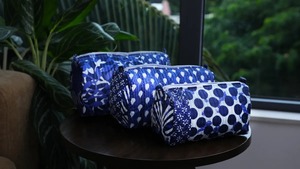 Juego de 3 Bolsas de Algodón Hechas a Mano en India, Color Azul Índigo Vintage, Capacidad Media, Cierre de Cremallera, Resistentes al Agua y Ecológicas - Product Image 2