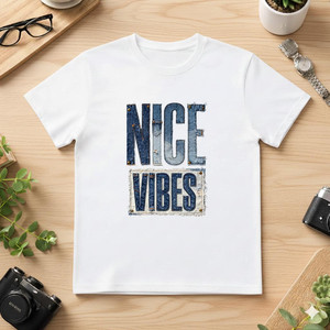 T-Shirt Unisex 100% Cotone 210GSM, Vestibilità Oversize Casual, Stampa Serigrafica Frontale e DTG, Maglietta Compressa - Product Image 1